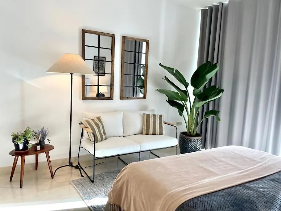 Precioso Y Acogedor Apartamento En Zona De Golf Estepona 0*,